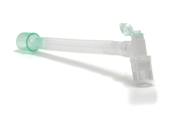 3516000S-Flexible double swivel catheter mount 22F - flip top cap with 7.6mm port - 22M/15F, 1